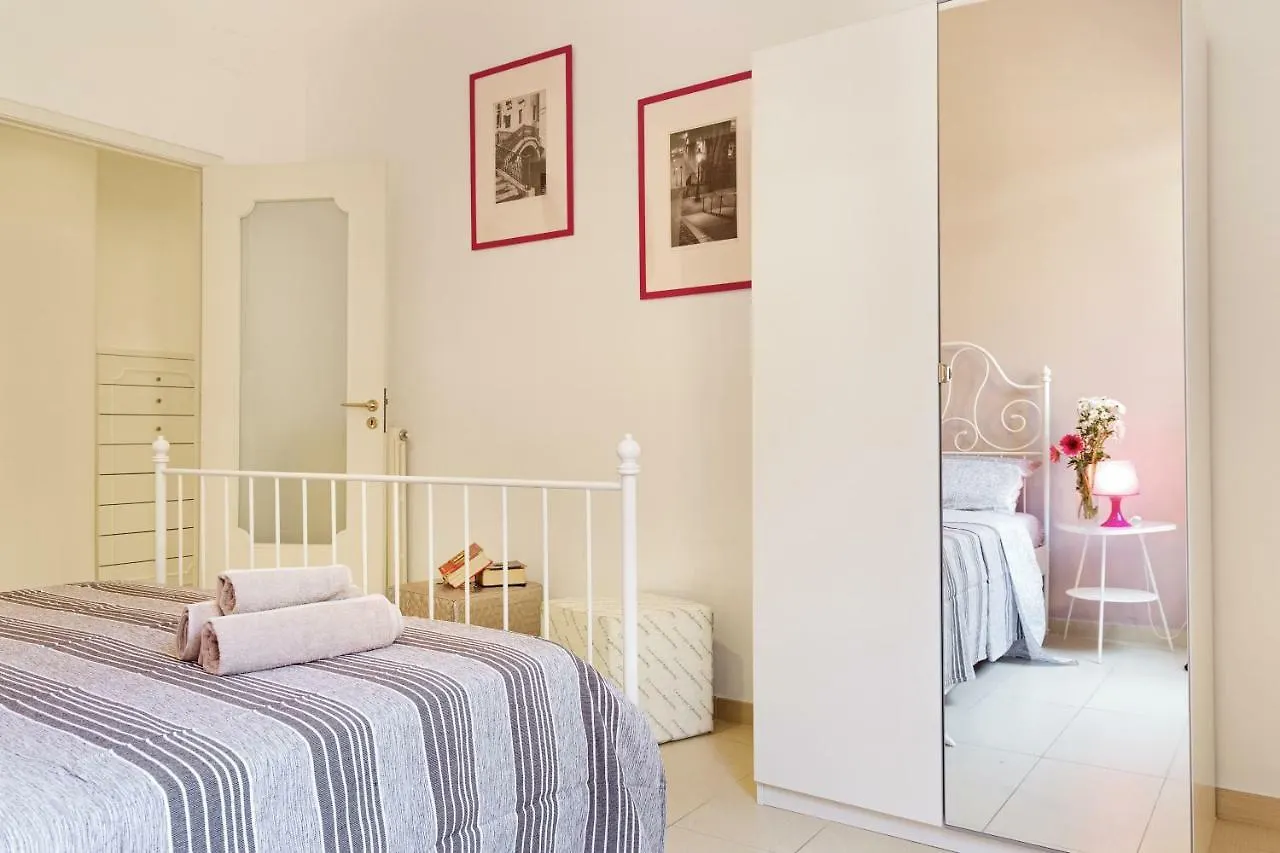 Salvator Rosa Metro Station Flat Apartment Naples